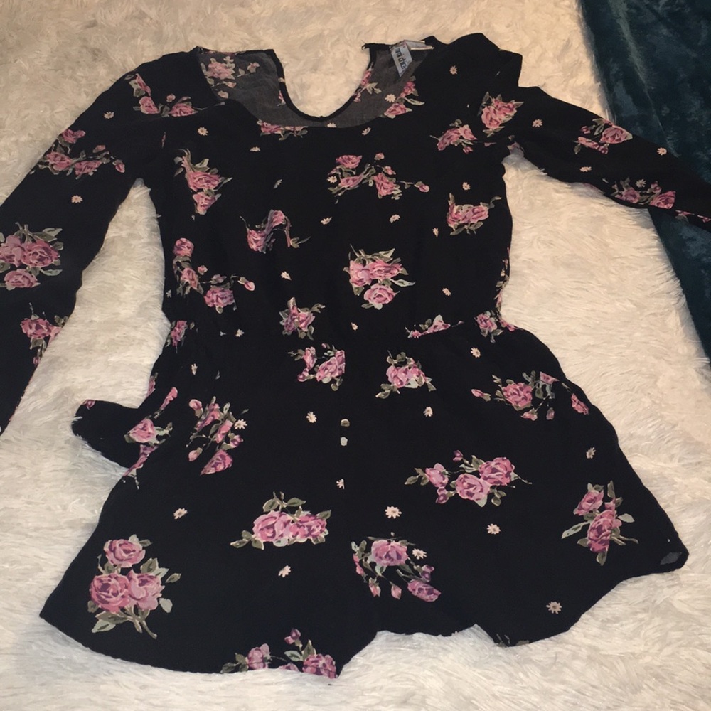 Floral Price is firm $5